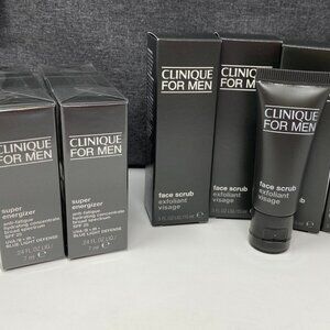 Clinque For men - 10 Face Srub in Box & 15 Super Energizer Moisture Tubes in box